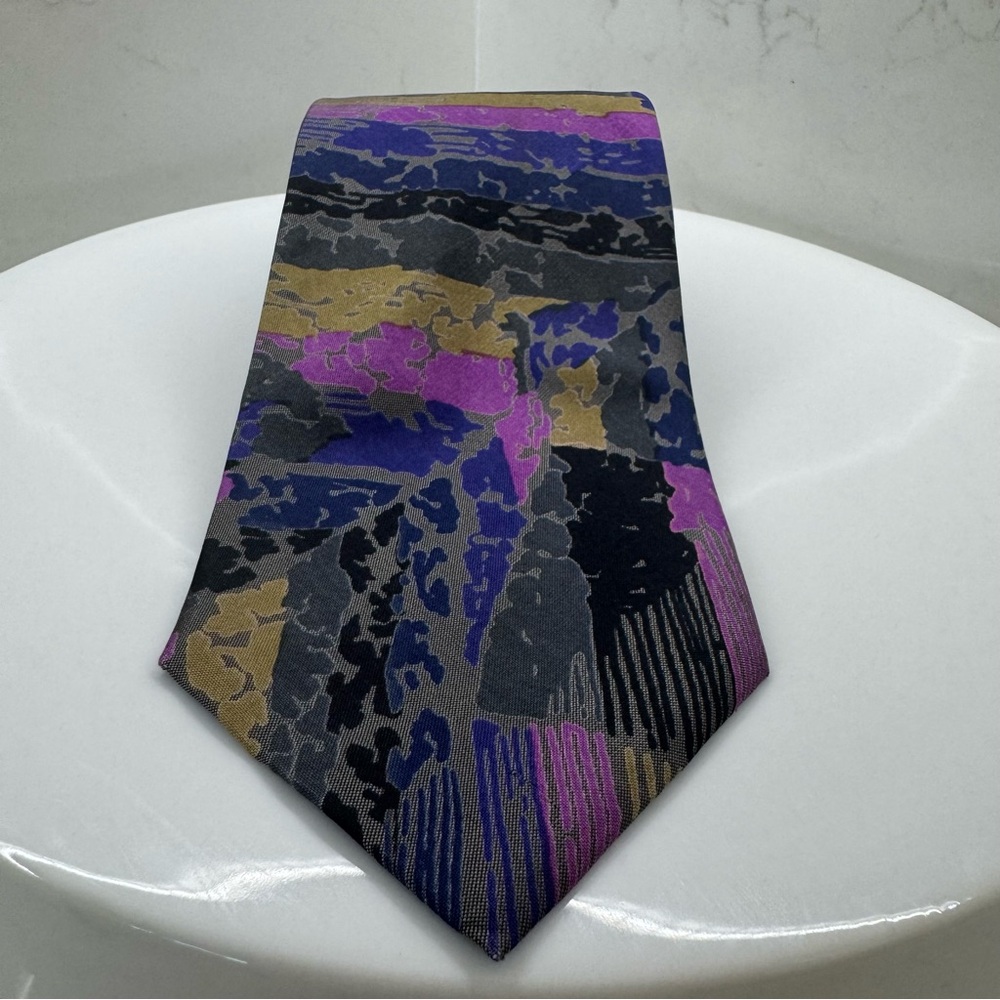 Mulberry Thai Silk Hand Sewn Neck Tie USA Made Carmel By The Sea Pure Silk